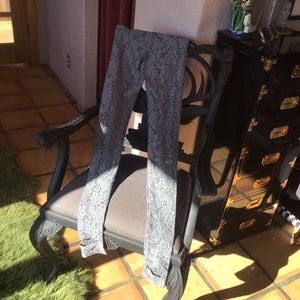 Thick Soft Vintage Designer Lace Stirrup Dance Tights M Stone